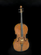 Full view of the Cello by Luigi Rovatti